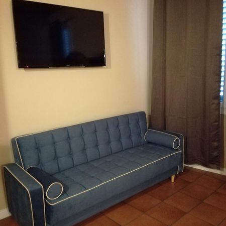 Piazza San Domenico Rooms - Bedinbolognacentro Εξωτερικό φωτογραφία
