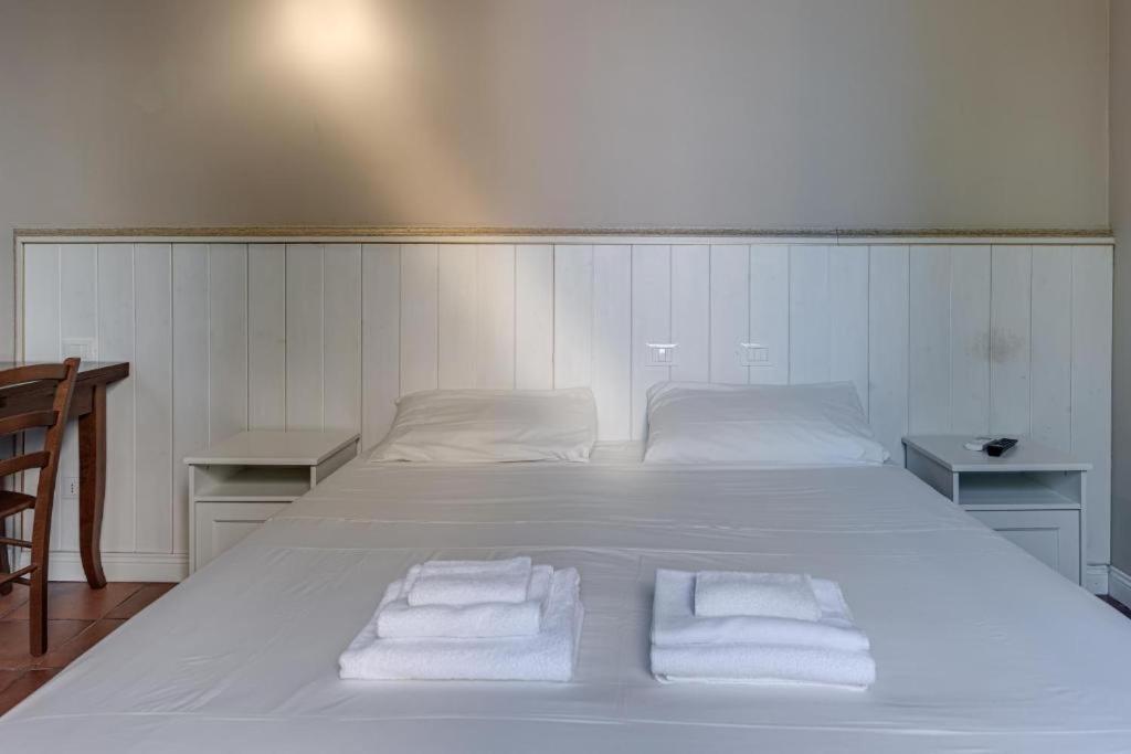Piazza San Domenico Rooms - Bedinbolognacentro Εξωτερικό φωτογραφία