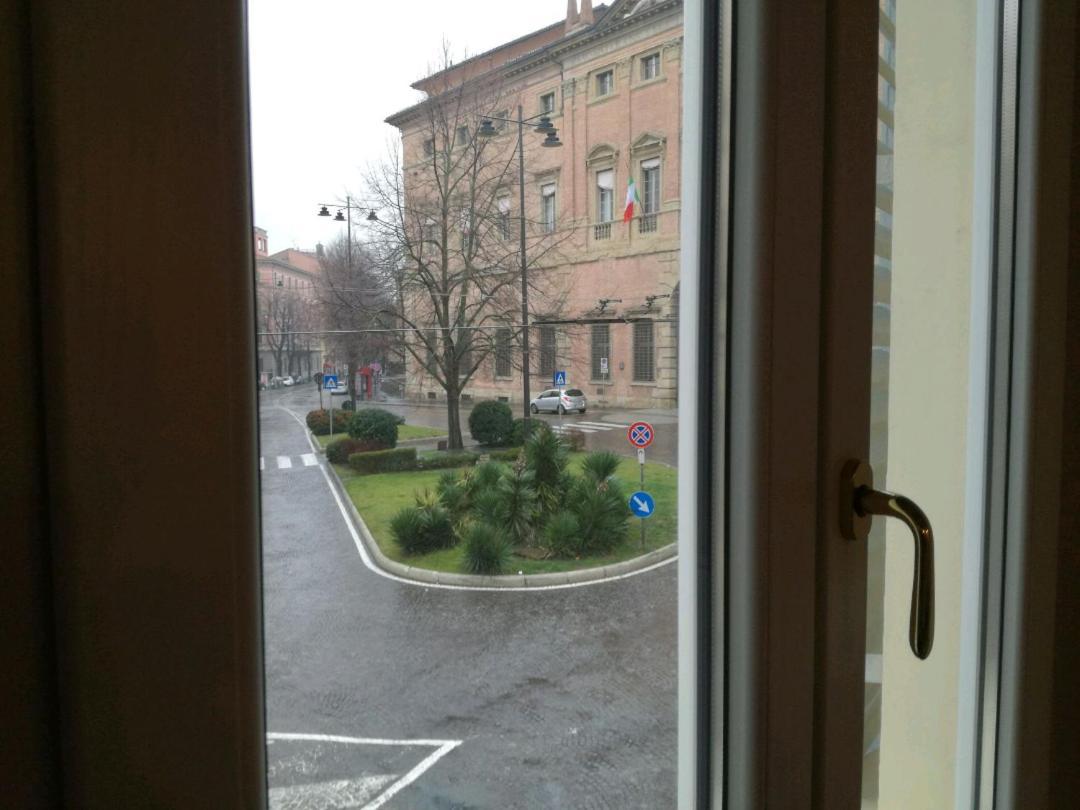 Piazza San Domenico Rooms - Bedinbolognacentro Εξωτερικό φωτογραφία