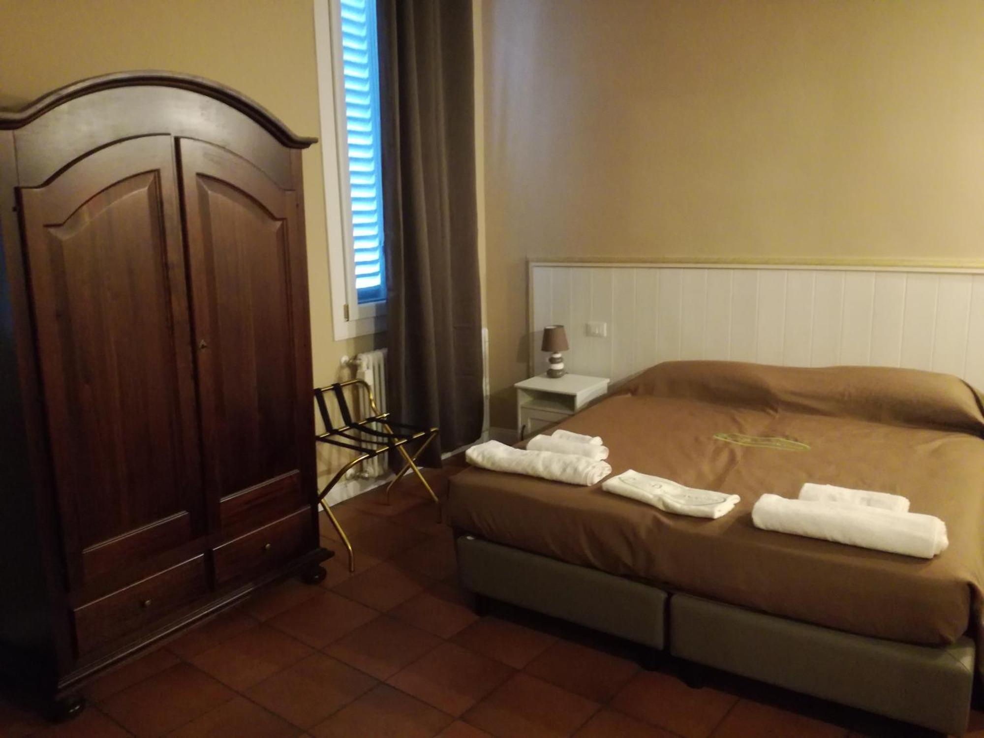Piazza San Domenico Rooms - Bedinbolognacentro Εξωτερικό φωτογραφία